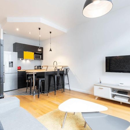 Grand' Place - Beautiful Apartment For 2 ليل المظهر الخارجي الصورة