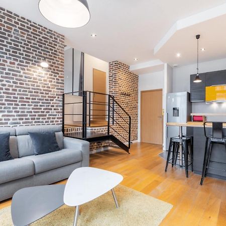 Grand' Place - Beautiful Apartment For 2 ليل المظهر الخارجي الصورة